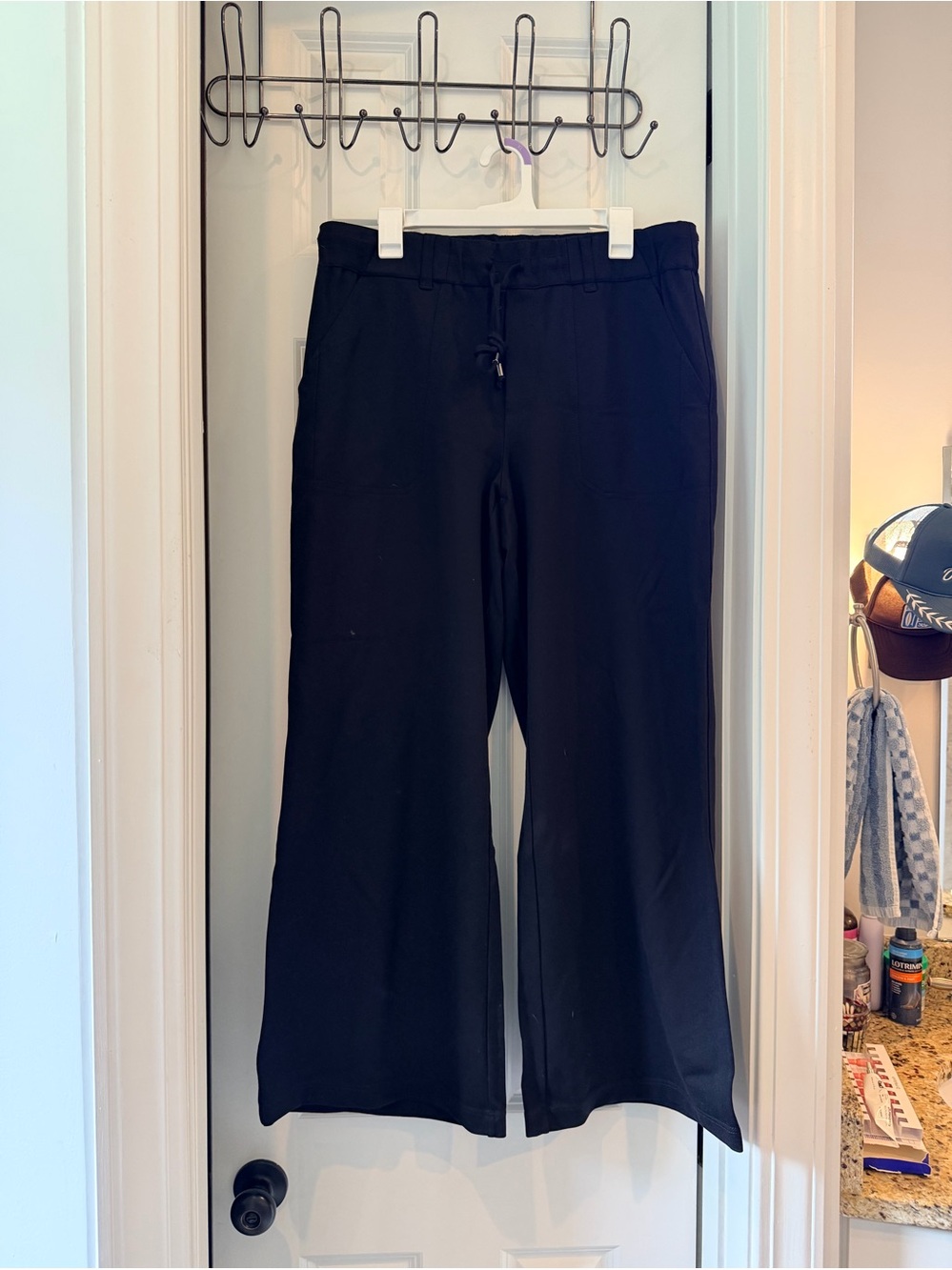 Democracy women’s Black Wide-Leg Drawstring Sweatpants